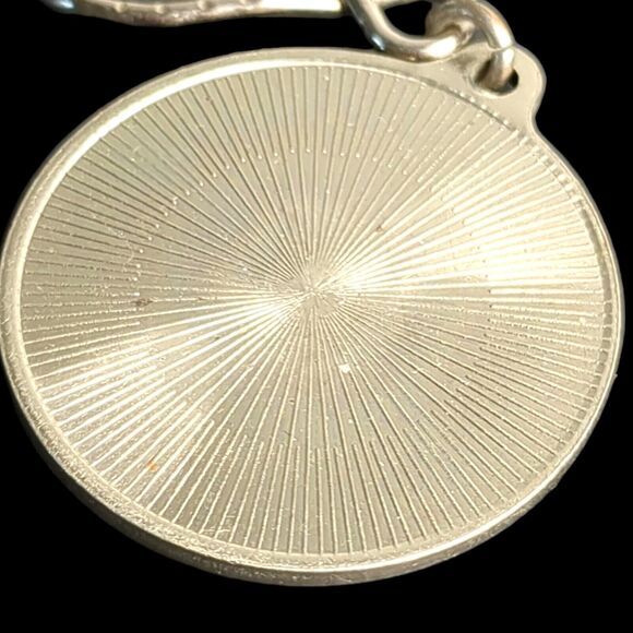 Corrections Corporation Of America Tennessee Keychain and 2 Unique Pins Lapel - Picture 4 of 8